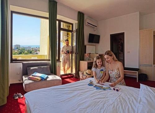 Apartament Deluxe cu 2 dormitoare și vedere la grădină photo 2